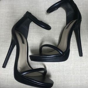 Black Open Toe Pump